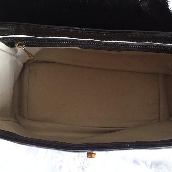 Marc Jacobs Black Patent Leather Shoulder Bag - Picture 9 of 10